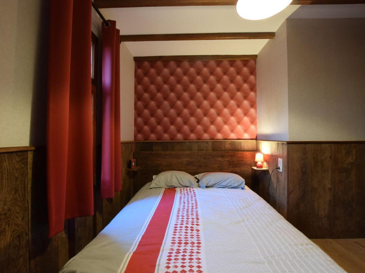 Very Welcoming And Cosy Chalet Nassogne Ruang foto